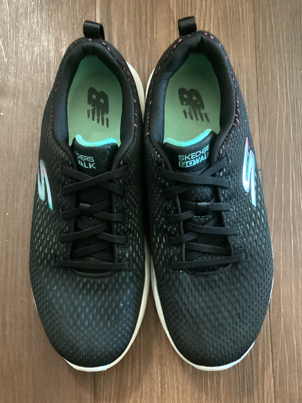 Skechers Go Walk 7 Xena Black Knit Sneakers With Teal And Pink Accents Sz 8